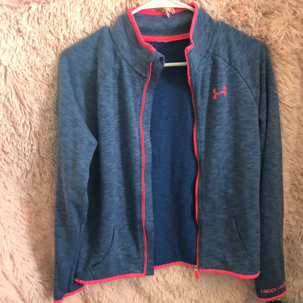 Under Armor Sweatshirt